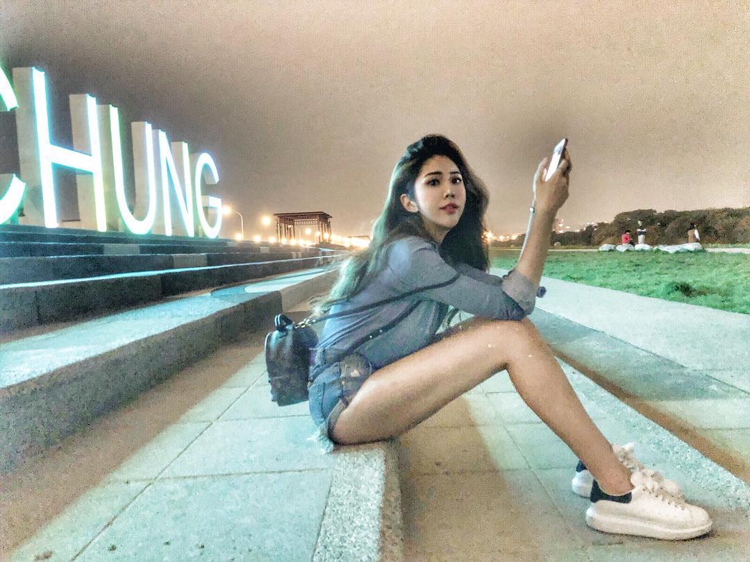 Two long legs, Jessie Lee-第1章-图片2
