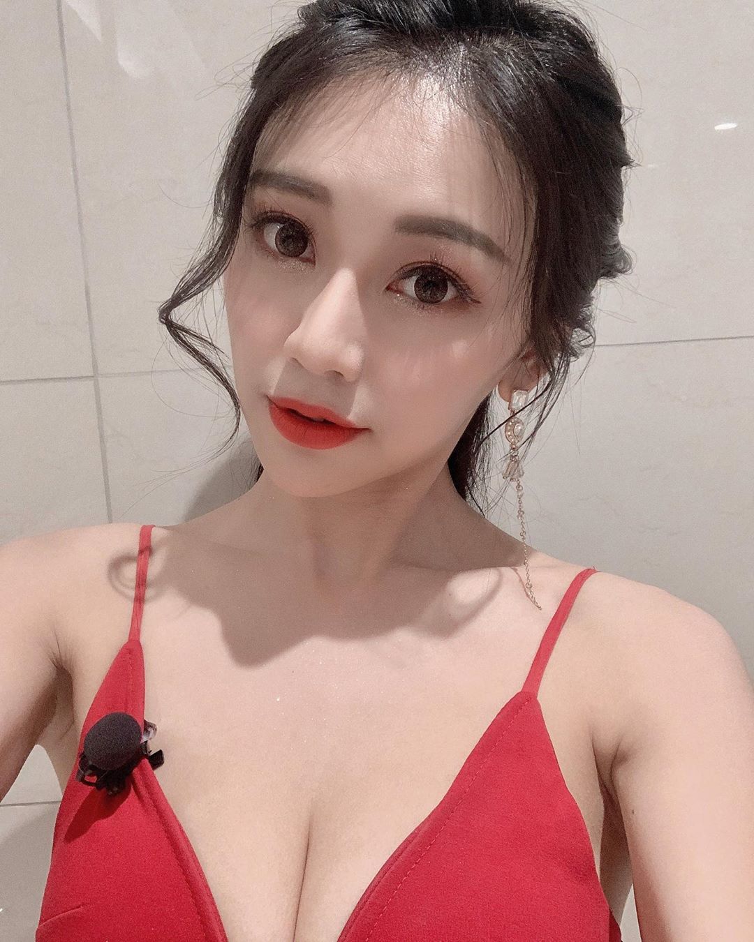 Jennifer 有夠大啦!顏值擔當超狂長輩呼之慾出-第1章-图片3