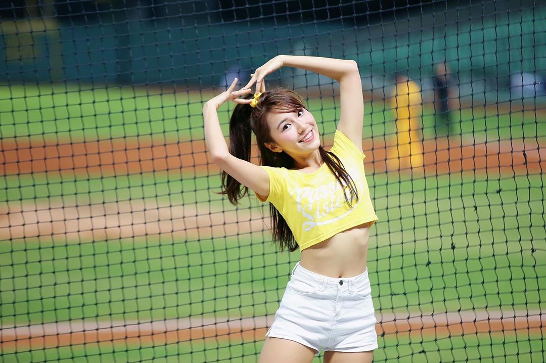啦啦隊完美的SSR特級身材 美麗外表惹人疼 Peggy黃沛祺-第1章-图片16