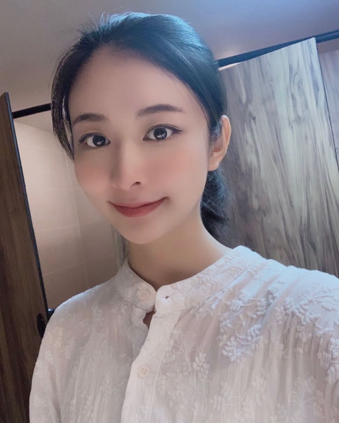 敏敏 女神級顏值.....帶你體會什麼叫初戀-第1章-图片9