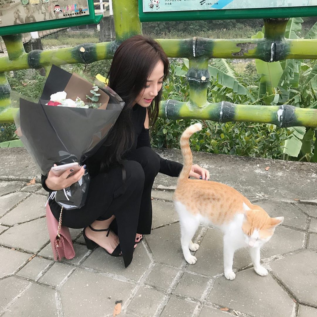 Lynne雨玄 甜美妹身材太暴力 臉x胸x腿全滿分:我戀愛了-第1章-图片5