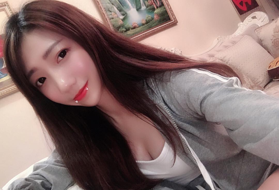 A beautiful white face, Nana.-第1章-图片8