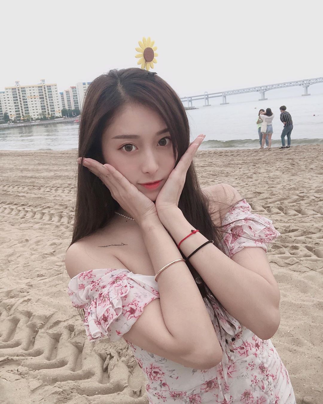 Stella 飽滿身材超有料 看著看著精神都來了-第1章-图片12