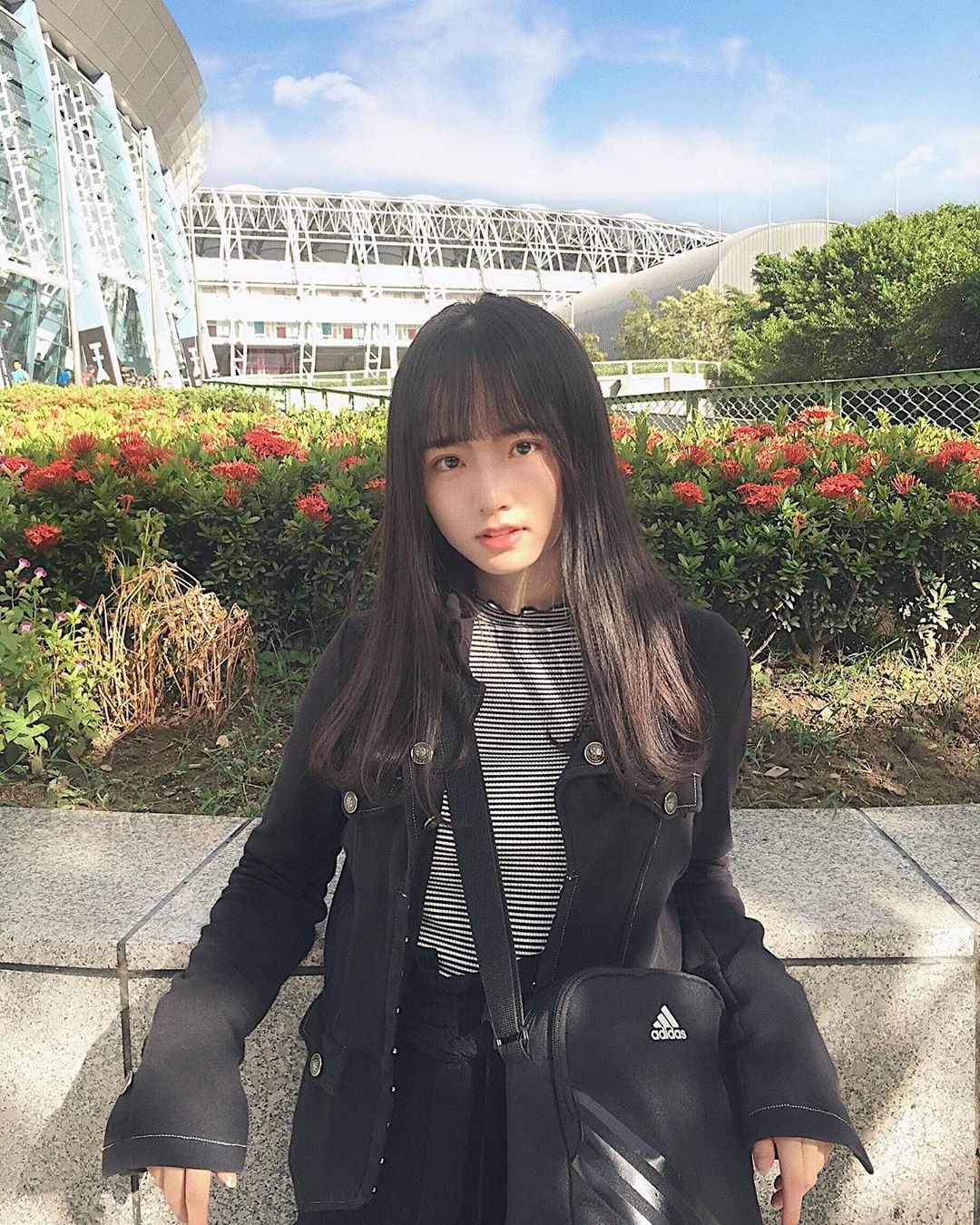 Tanya 年輕人到廟裡拜拜 不一定是求姻緣啦 田雅-第1章-图片1