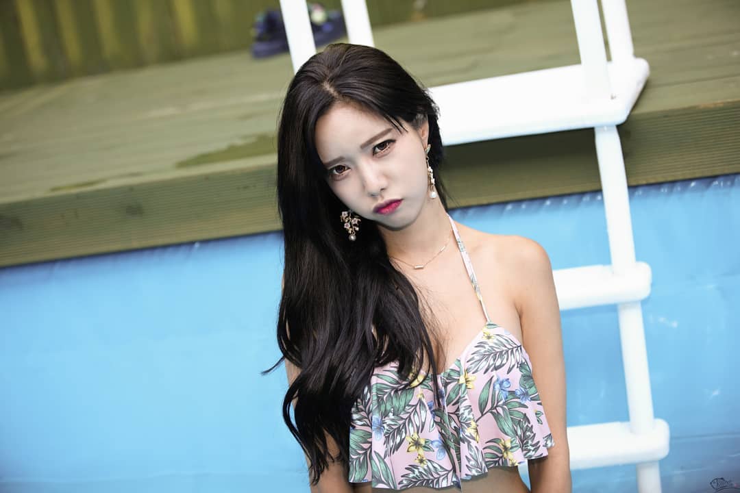 解放渾圓美乳辣到不科學 甜美笑容讓網友暴動-第1章-图片19
