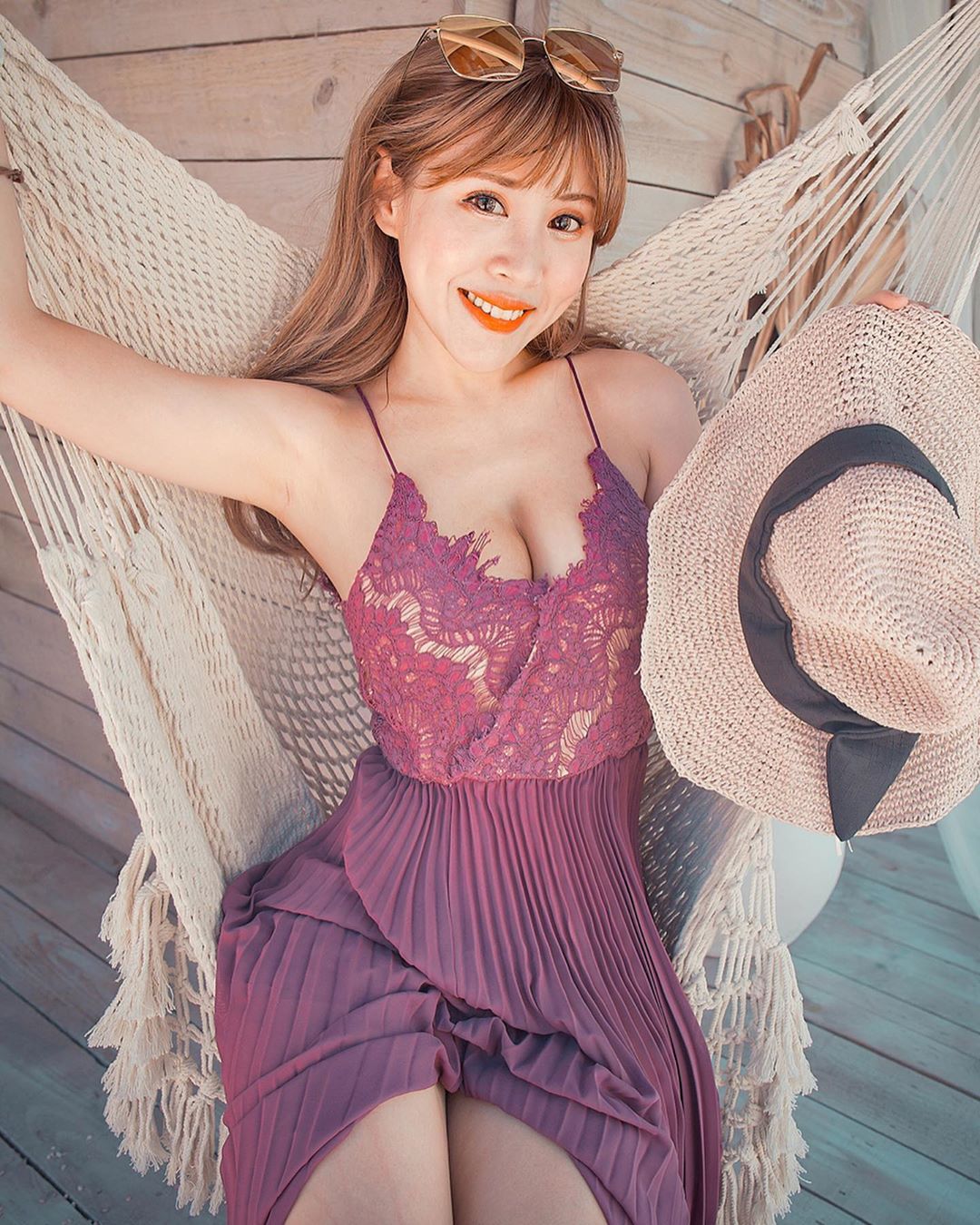 Cynthia Xiao's body and colour values are all SS networks: watching the spirit comes-第1章-图片10