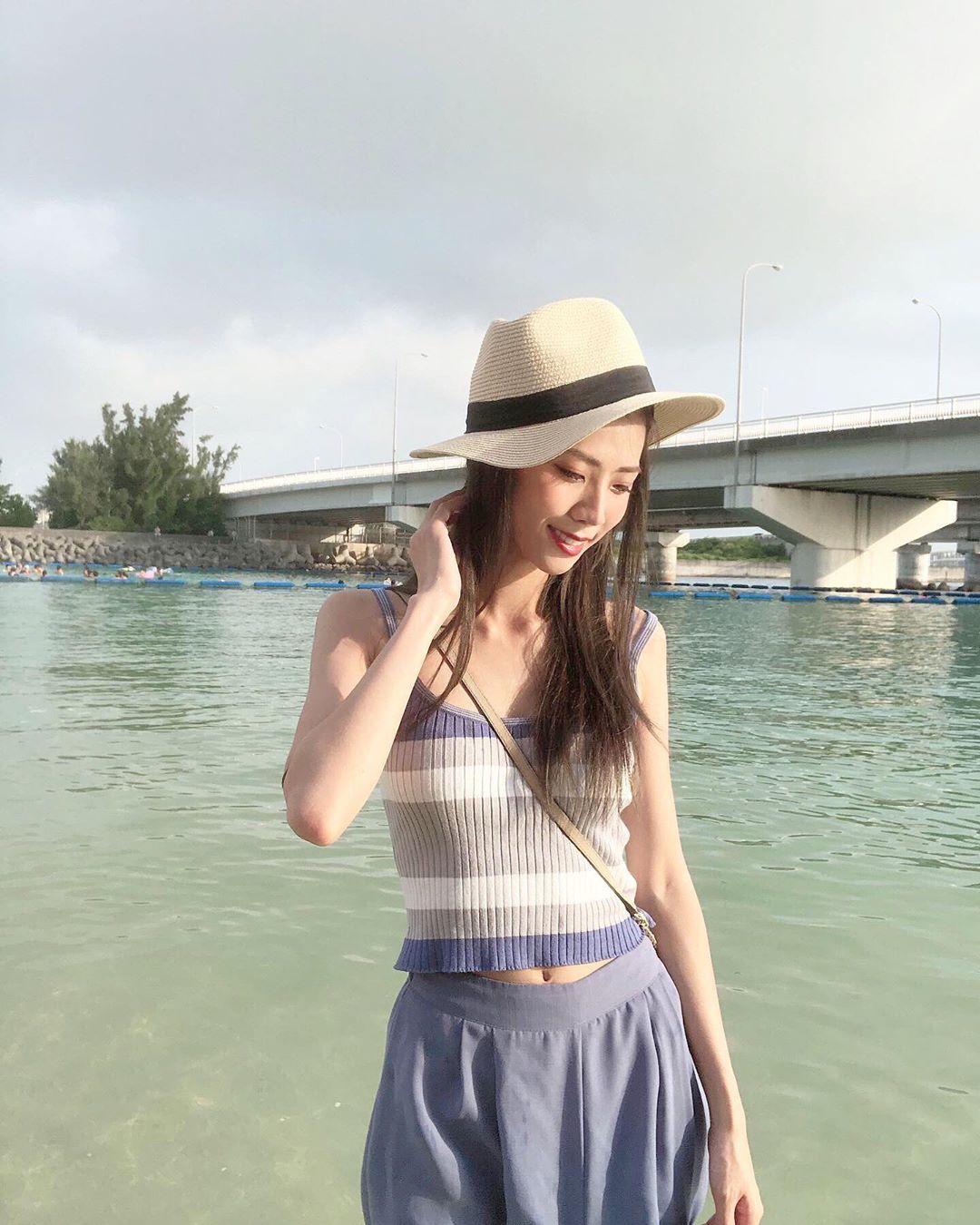 Joyce喬妍 大秀性感身材養眼到不行 實在太騷啦!-第1章-图片6