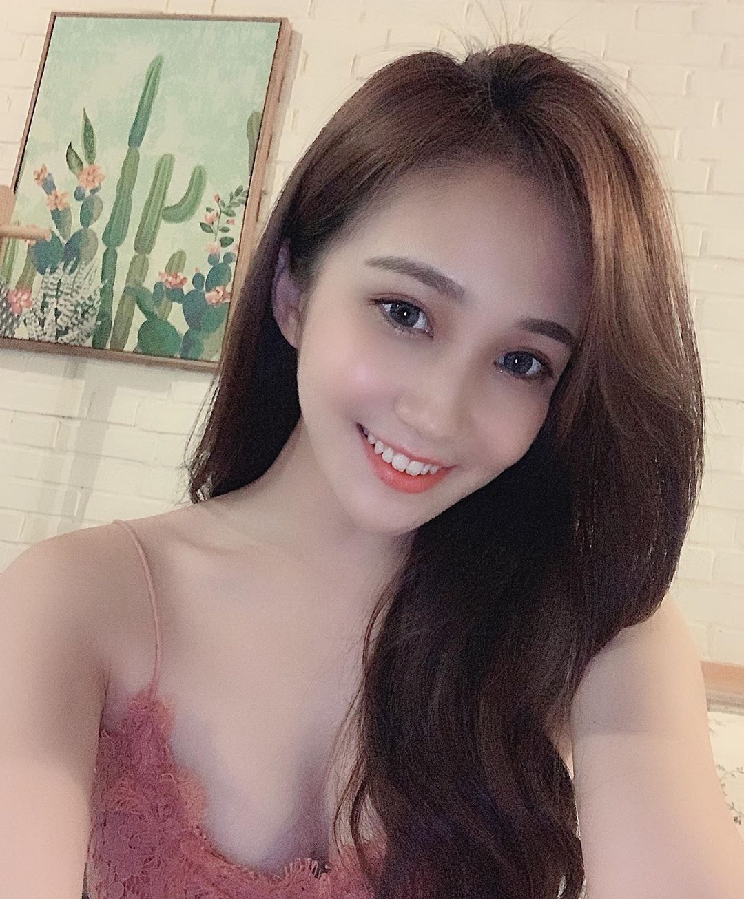 安琪Angel 超火辣身材色氣十足.....一對性感豪乳讓人移不開視線-第1章-图片1