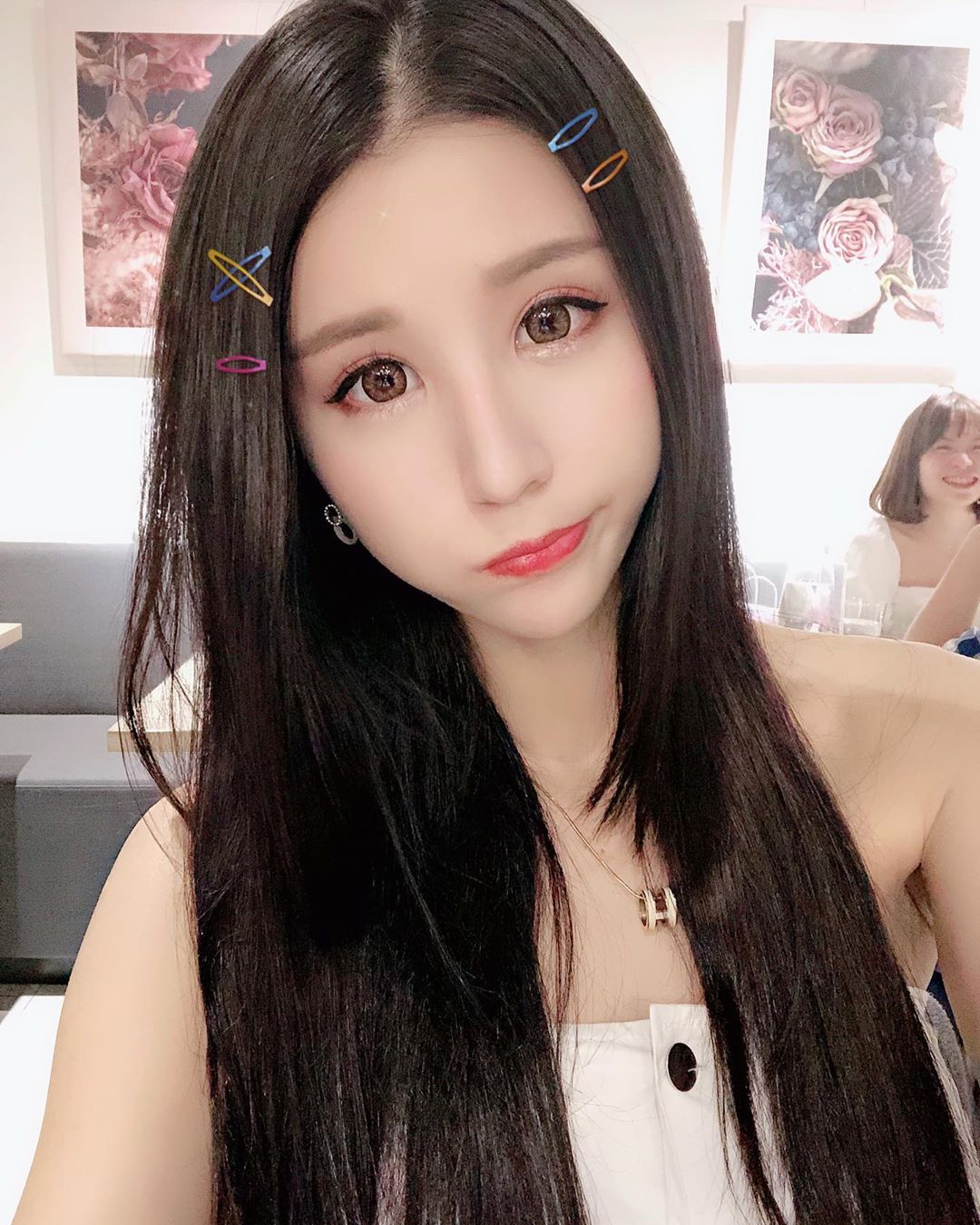 李小荻 絕美臉蛋+超SS暴力身材 讓人看好看滿!-第1章-图片7