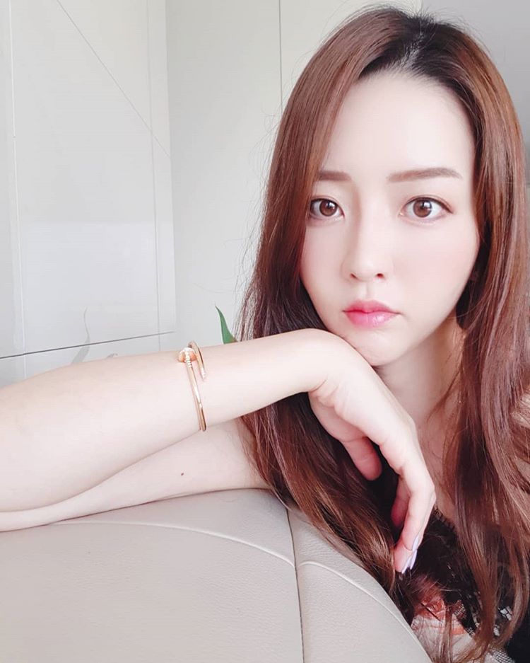Jiana (Ja Hyun Lee)-第1章-图片1