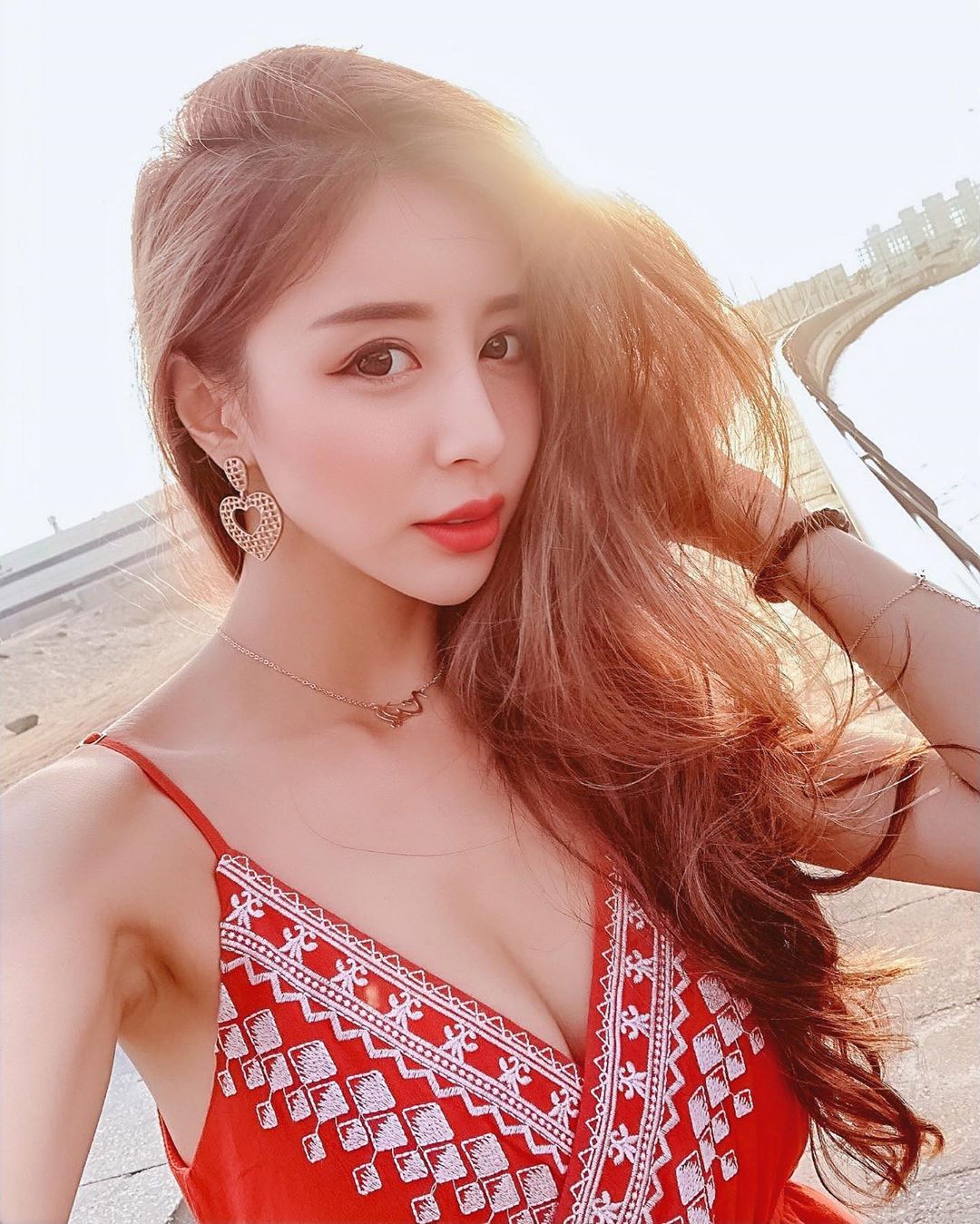 RITA 瑞塔兒 完美曲線藏不住！網暴動：這畫面很可以-第1章-图片5