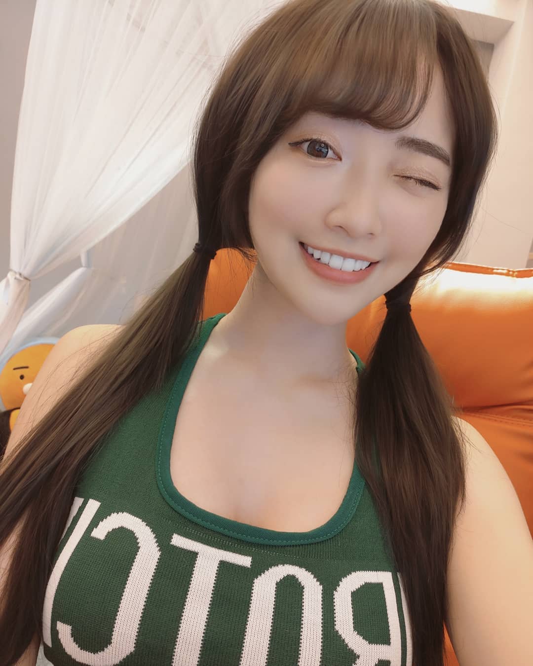 映晨: 我帶兩隻香蕉來看你們了~呵-第1章-图片2