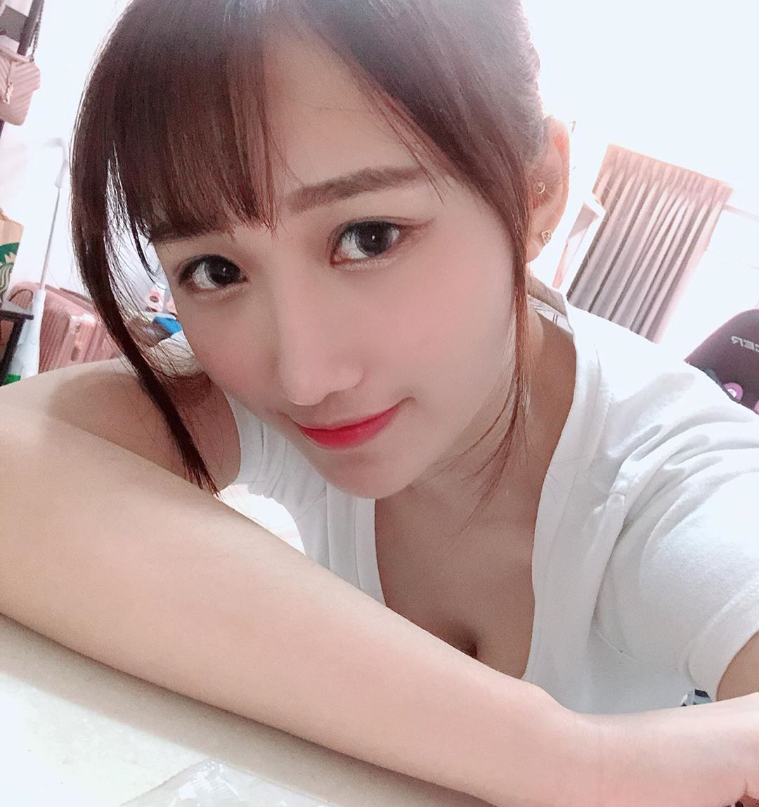 哼 哼 哼~ 整天都在哼 陳柏幀-第1章-图片4