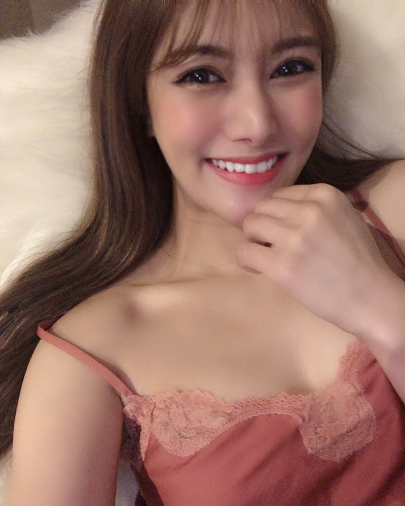 Mo Mo: 有哪位好心的人♡要帶我回家 我迷路了-第1章-图片13