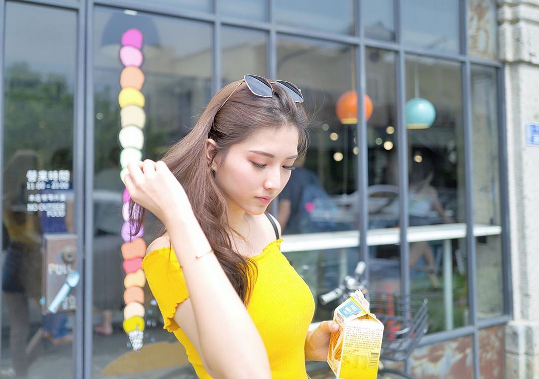 楊倩兒: 我雖然有虎牙 但是我是一隻小喵咪-第1章-图片13