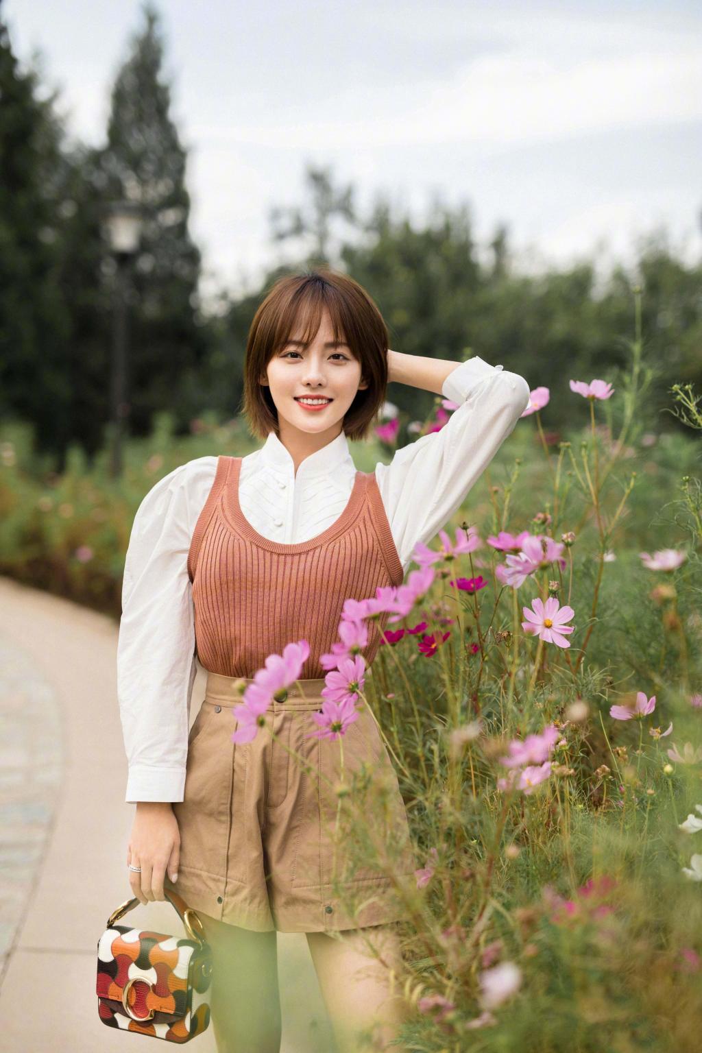 張嘉倪戶外森系寫真