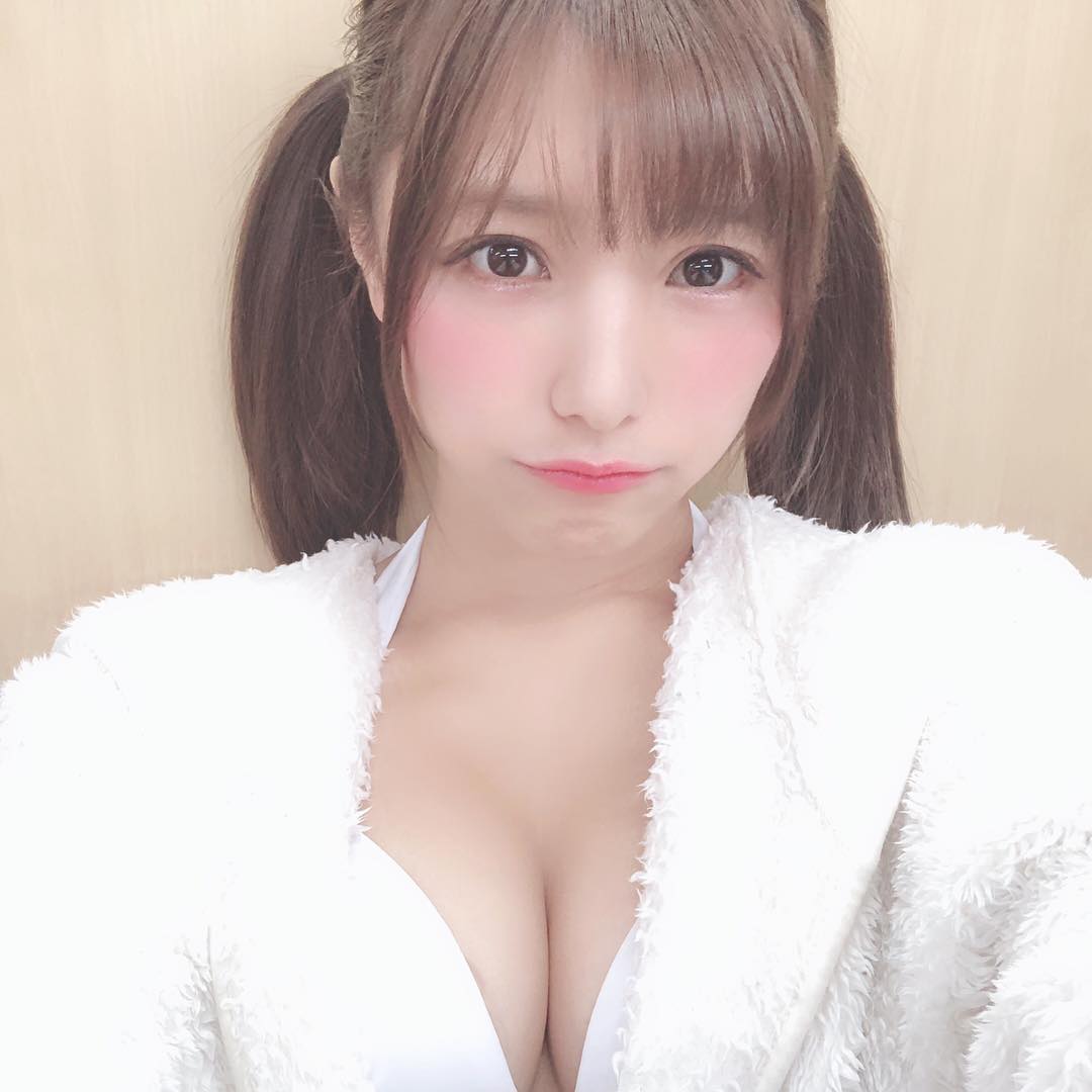 性感小惡魔 展露超軟Q好身材 夏本麻美-第1章-图片1