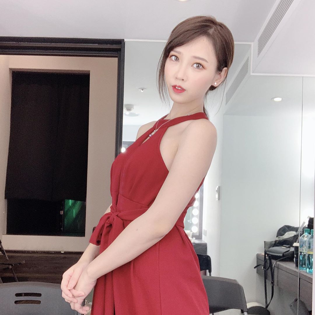 魔鏡魔鏡 請問誰是全台灣最漂亮的女生~咪妃-第1章-图片5