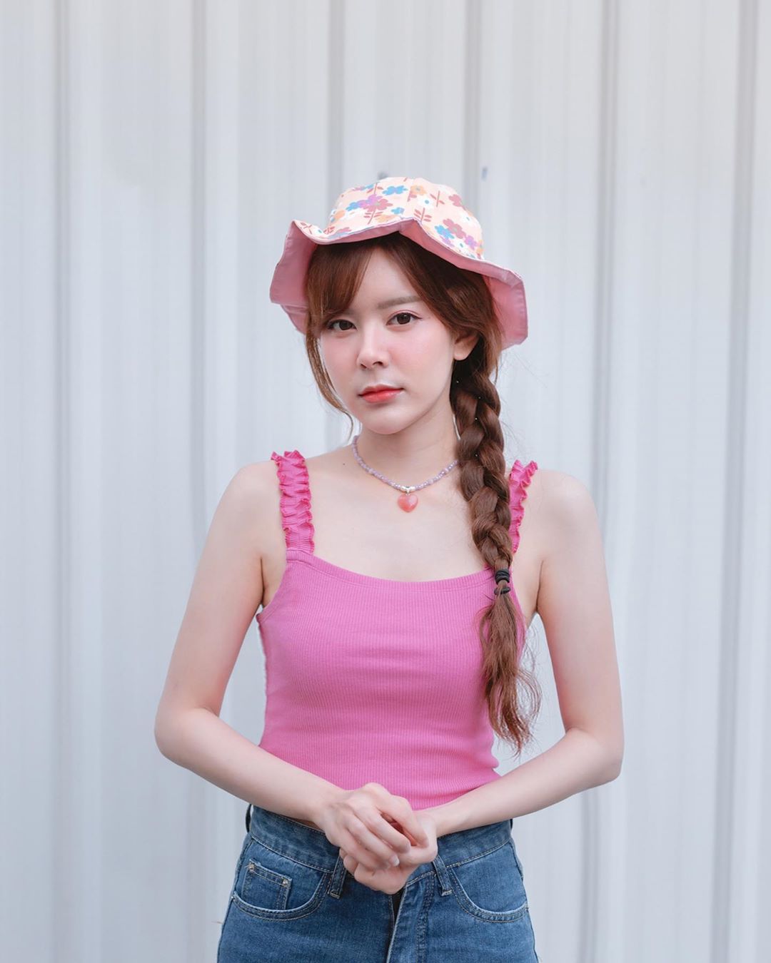 泰國甜姐兒精緻五官 白裡透紅美腿讓網友迷戀