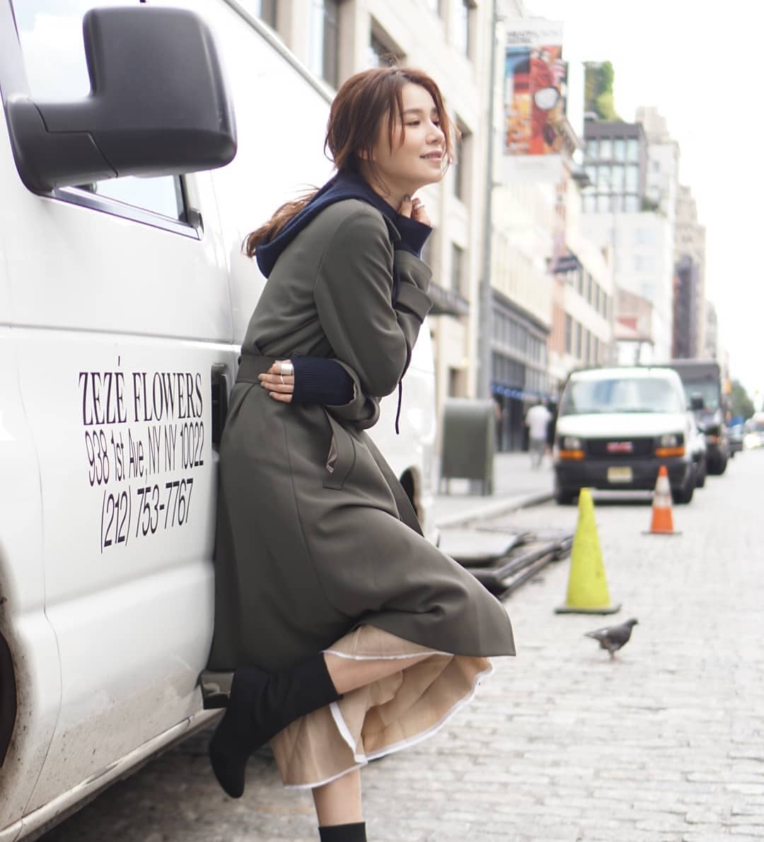 Yellow as a spectacle can't earn a few money to do some business services.-第1章-图片12