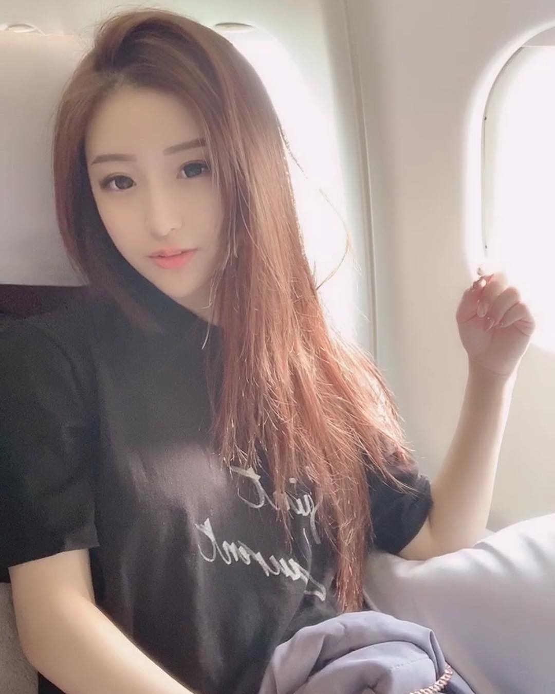 Jane Yang: 有沒有覺得我...像某位氣質明星呀-第1章-图片19