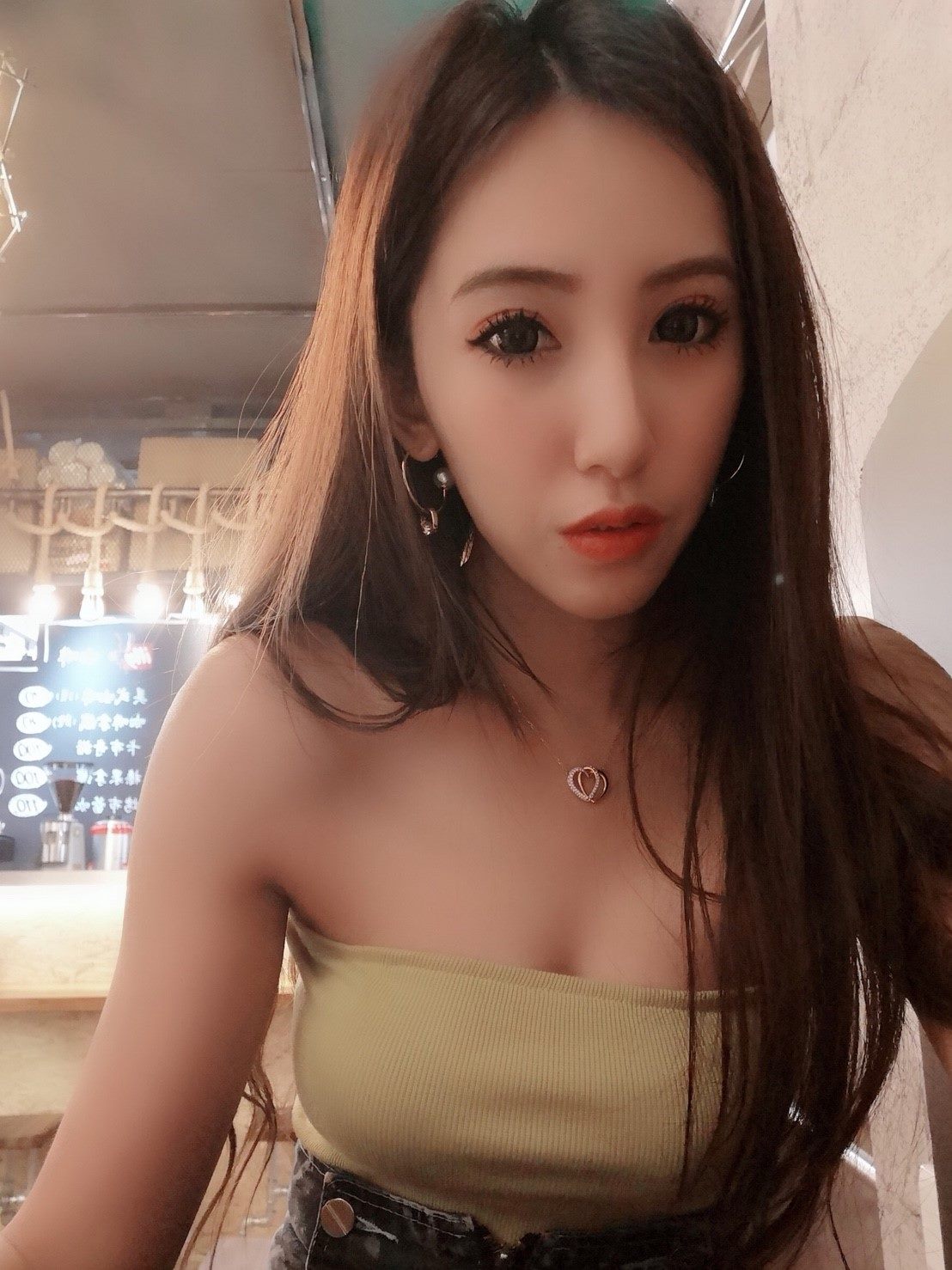 Mysterious little witch - Yumi-第1章-图片9