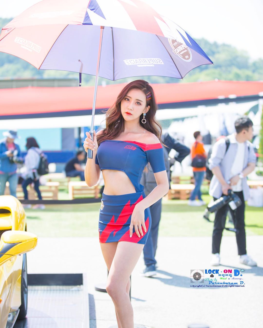 賽車女郎身材太火辣讓人分心 仙氣爆發看的心癢難耐-第1章-图片10