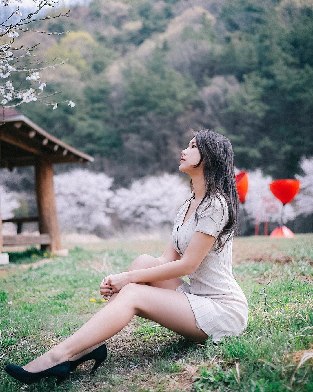 水蛇腰誘人美乳想引人犯罪 正面視角超突出讓網友暴動-第1章-图片6