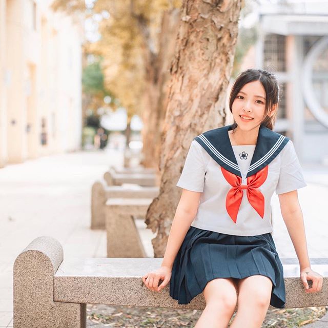 The sun is full of beautiful milk so people can't open their eyes: great good praise-第1章-图片2