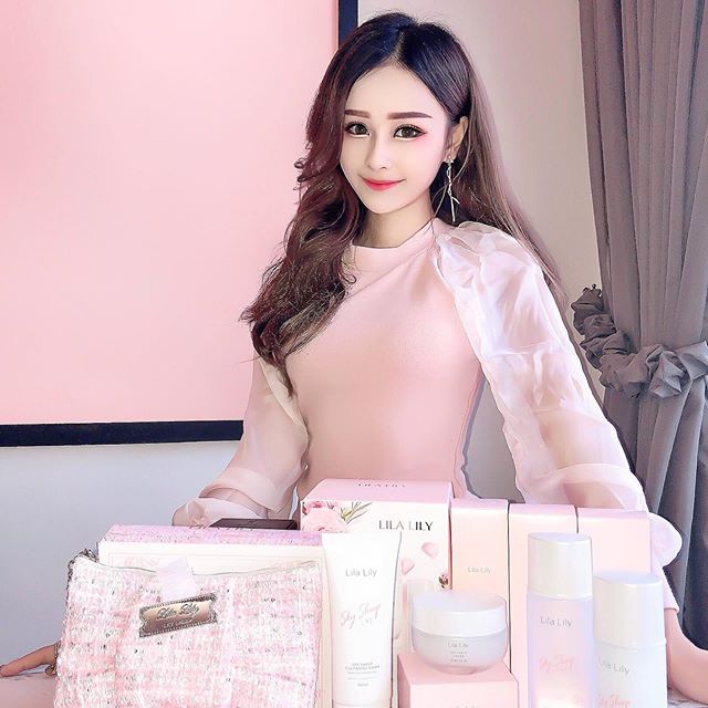 Suki 白皙修長美腿讓人無法招架-第1章-图片17