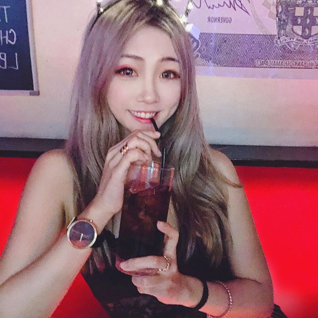 甜美人兒李益其 完美曲線對鏡自拍網友凍未條-第1章-图片5