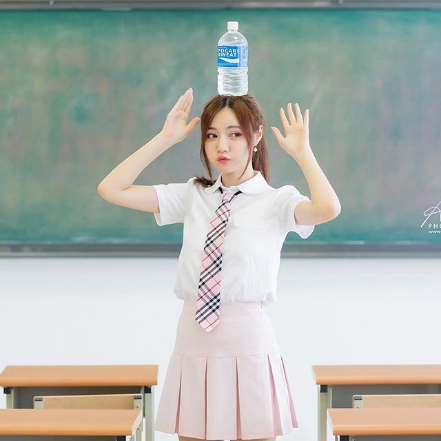 辣模蘇小立不管尺度雄偉身材讓你止不住!-第1章-图片6