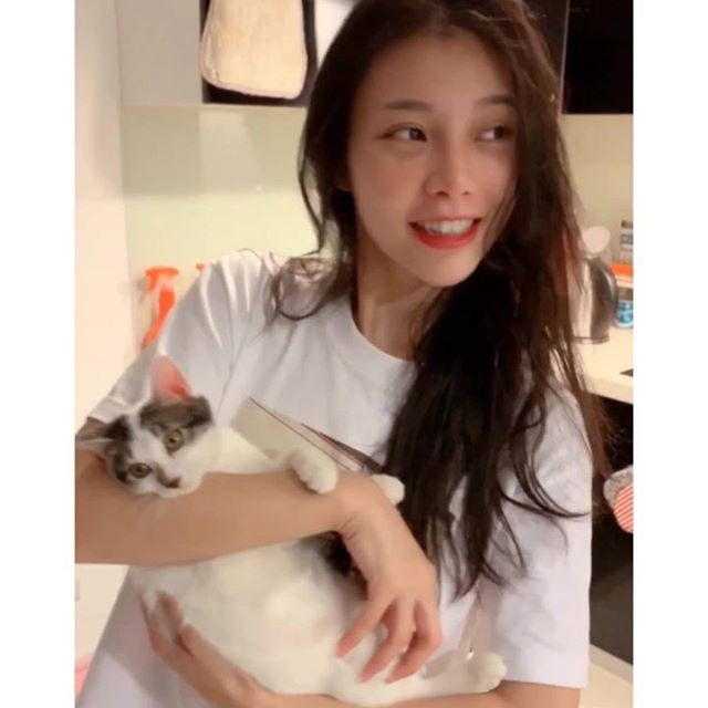 張香香 散發著一股氣質優雅感 讓人瞬間沈淪-第1章-图片2