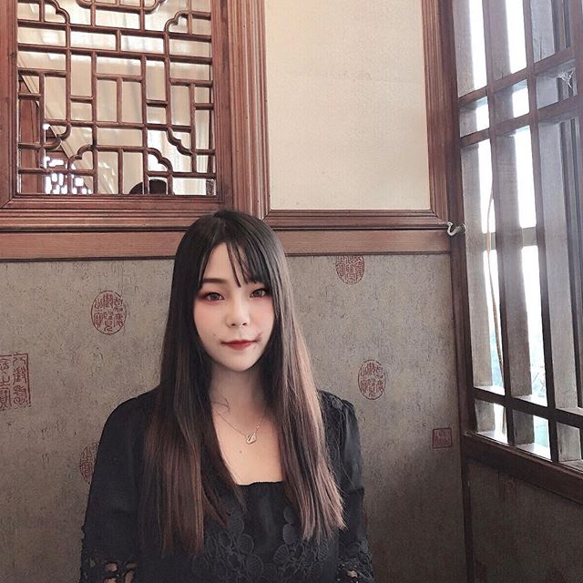 郭婉柔 清純模樣下有著超級有料的身體引人遐想-第1章-图片4