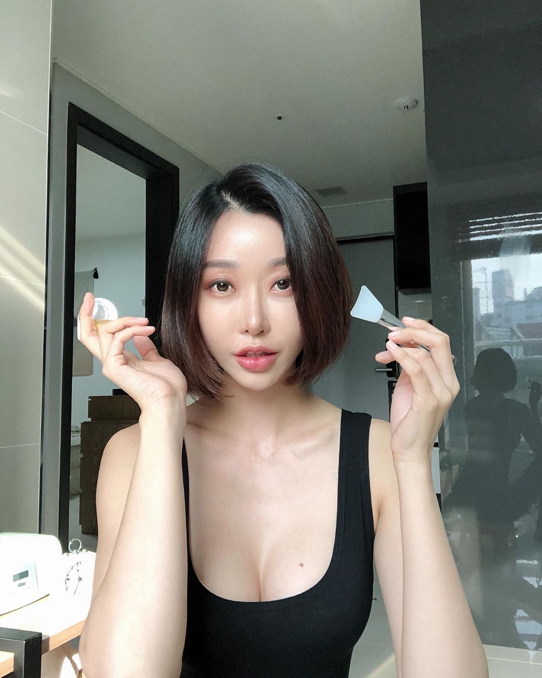 無害臉孔短髮韓國姊 凹凸有致飽滿上圍夠吸睛-第1章-图片19