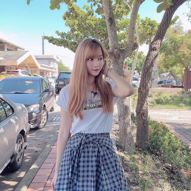 張又潔Mina 那雙電人大眼玲瓏曲線讓人難以抗拒-第1章-图片4