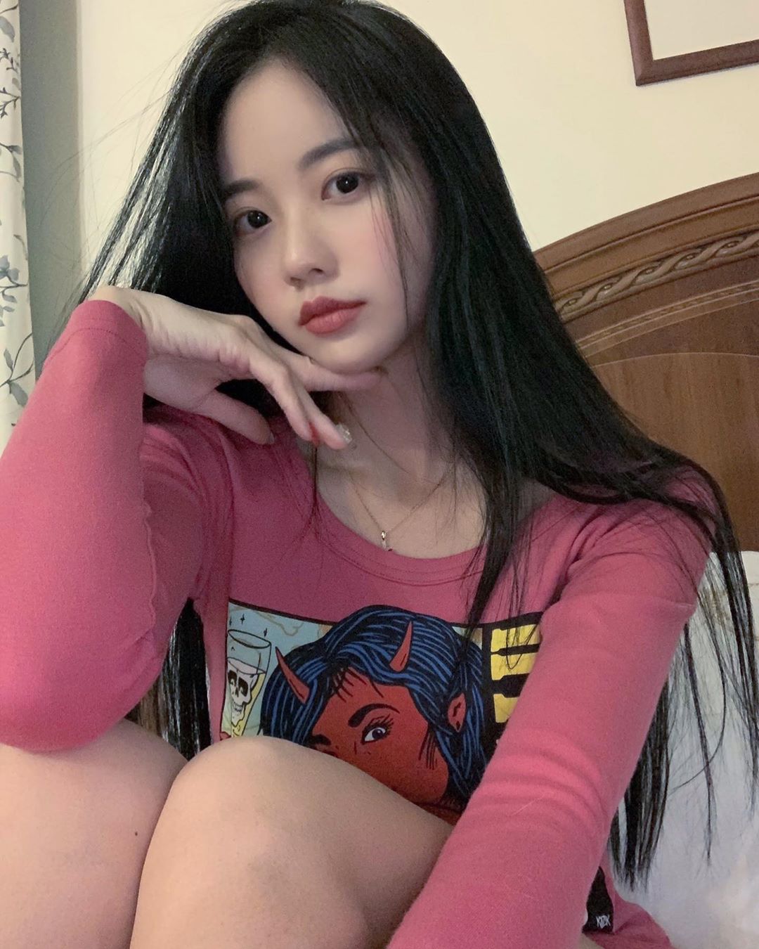 精緻五官亮麗長髮好吸引 充滿奶香氣上圍讓網友淪陷