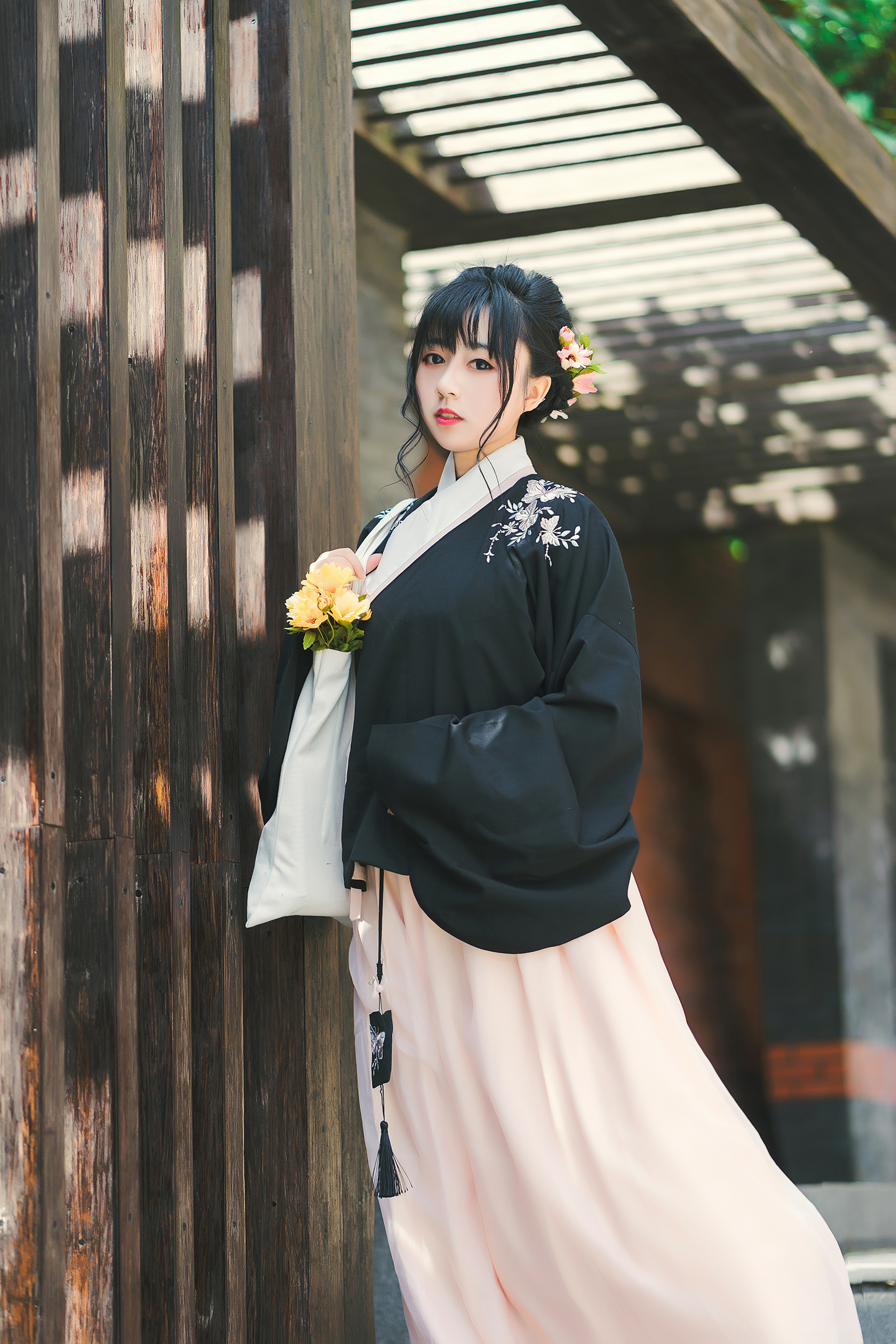 韻味十足的漢服街拍【CN:雪殇】
