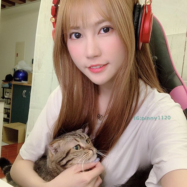 YT品諭Pinny 大眼正妹一眼看穿人心 無暇顏值秒融化-第1章-图片12
