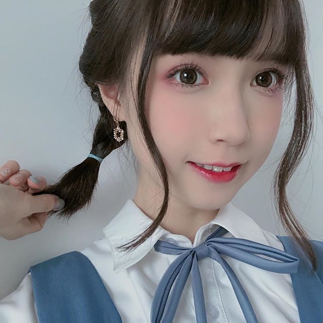 依川川 甜美清純長相搭配完美黃金比例讓人目瞪口呆-第1章-图片9