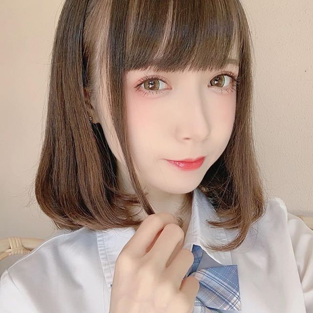 依川川 甜美清純長相搭配完美黃金比例讓人目瞪口呆-第1章-图片14
