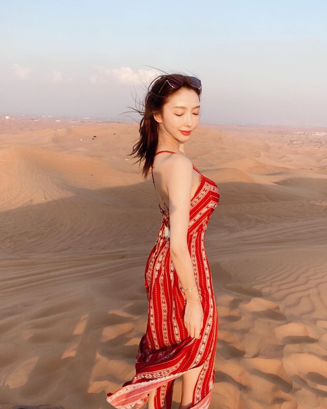 女神級嫩腿雪乳溢出濃濃乳香氣 迷人外表讓網友淪陷-第1章-图片7