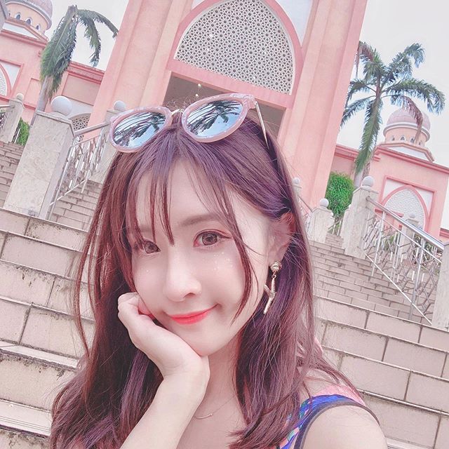 Chelsea漾 雪乳又白又嫩ㄉㄨㄞ彈出...超讚啦-第1章-图片6