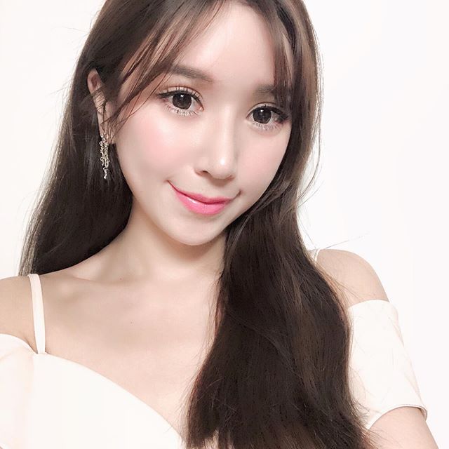Resa 暄暄 極品身材超撩人…各種羨慕忌妒恨-第1章-图片4