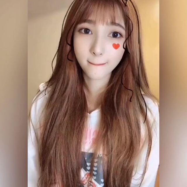 小希 電眼十足超勾魂...逆天身材更養飽男粉雙眼-第1章-图片10