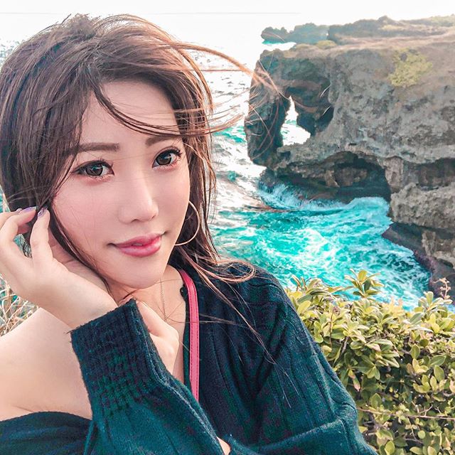 培培 海邊解放...胸前絕美的巨乳」網超邪惡-第1章-图片20