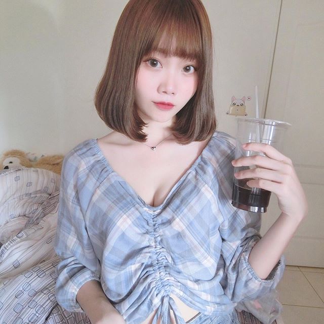 裘球 甜美臉蛋+清新的氣息惹人憐愛 網友讚:理想情人型-第1章-图片2