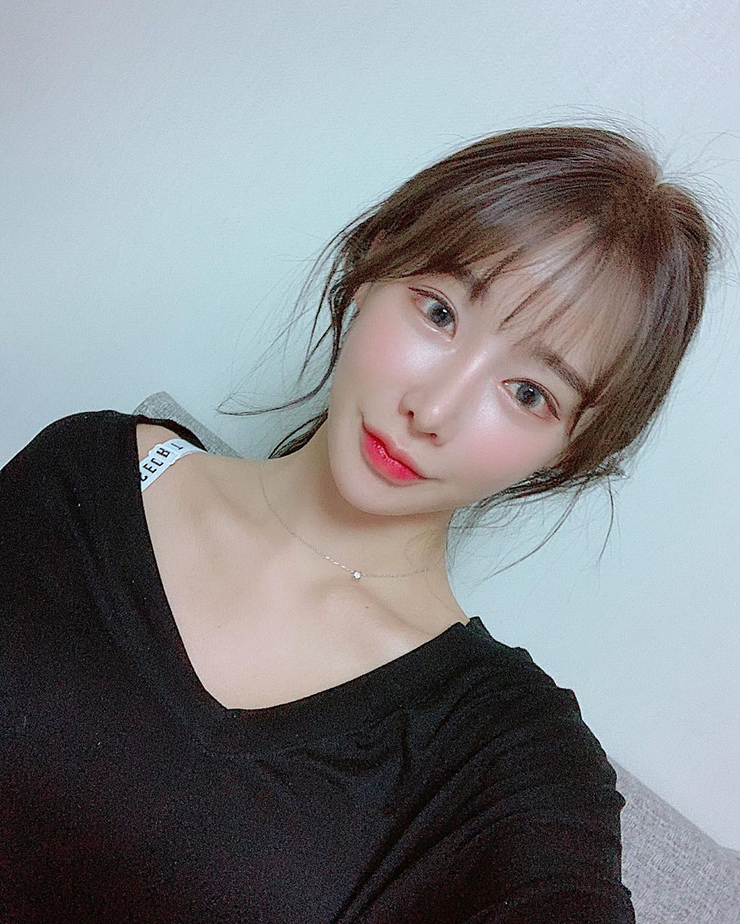 雪白巨乳解放香氣四溢 無死角畫面讓網友淪陷-第1章-图片8