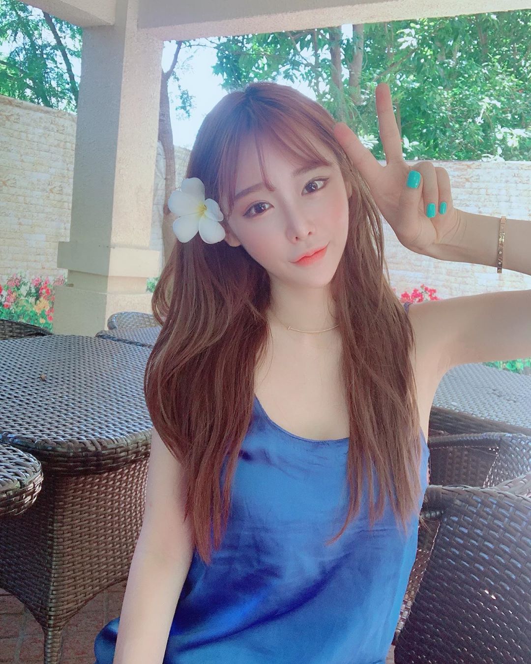 雪白巨乳解放香氣四溢 無死角畫面讓網友淪陷-第1章-图片18