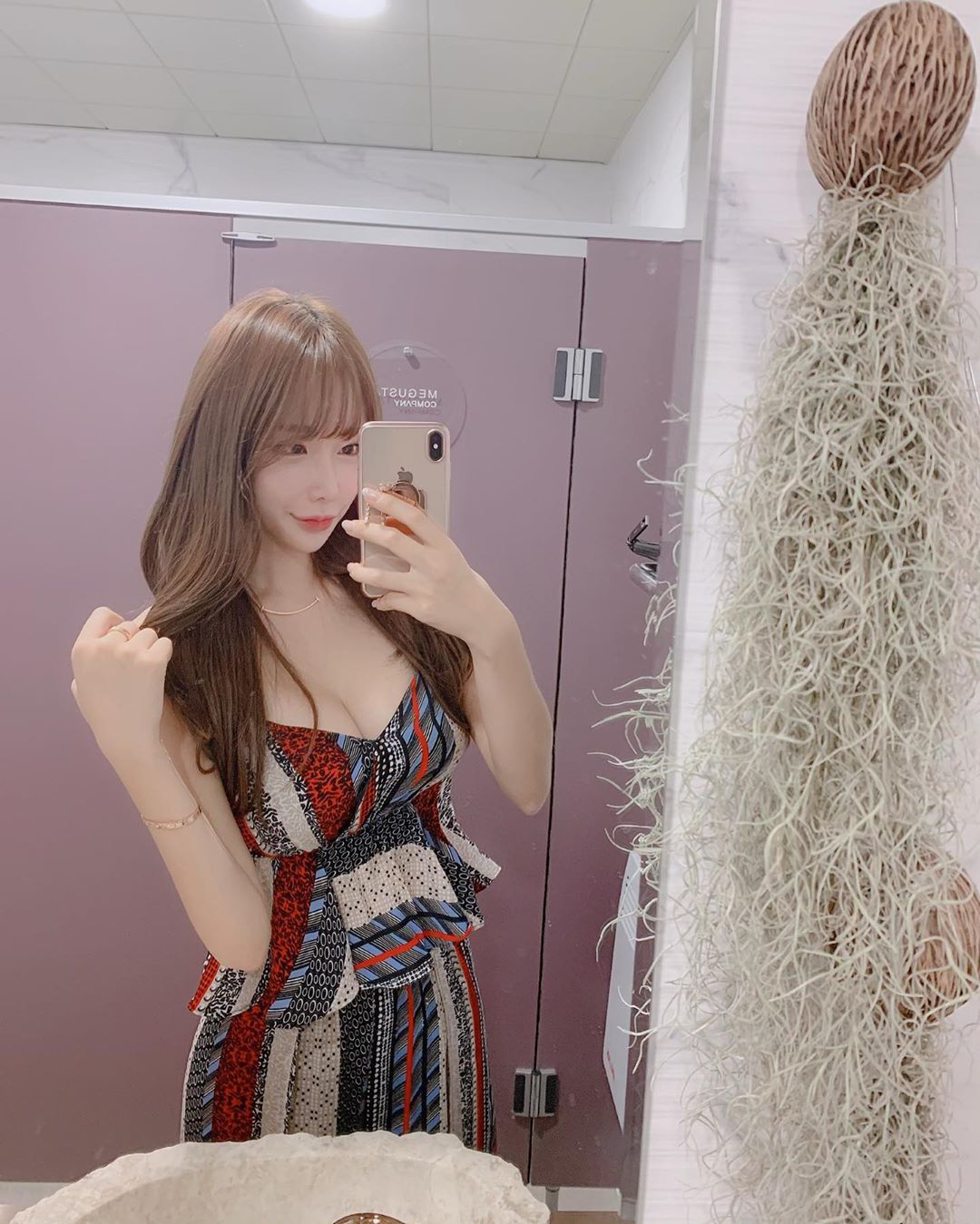 雪白巨乳解放香氣四溢 無死角畫面讓網友淪陷-第1章-图片20